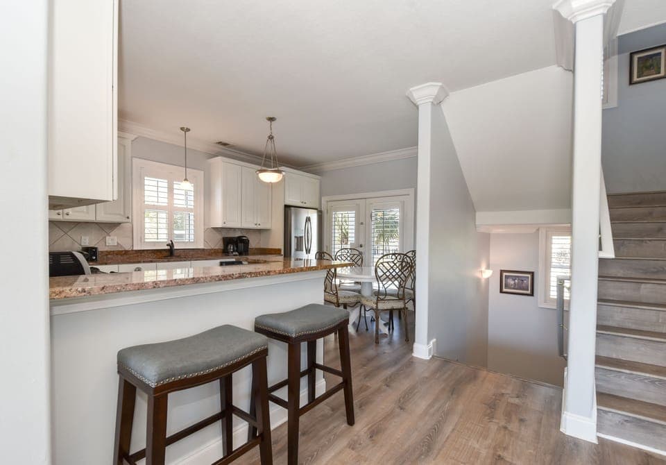 Bella Luna - Breakfast Bar and Kitchen