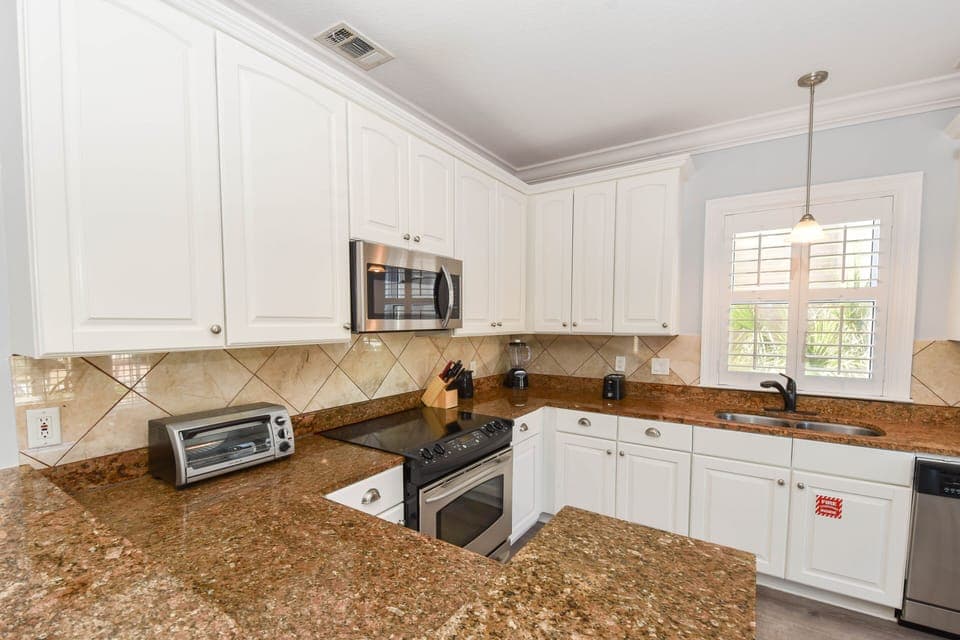 Bella Luna - Fully Equipped Kitchen