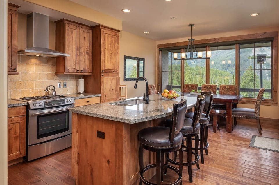 Seating for three at the breakfast bar