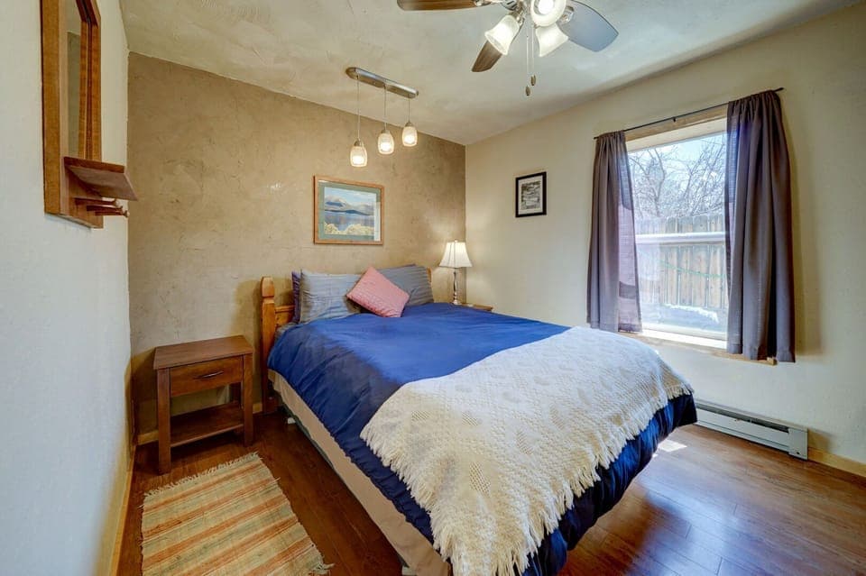 •Bedroom #3
     •Queen Size Bed
     •Ceiling Fan
     •Clothing Storage