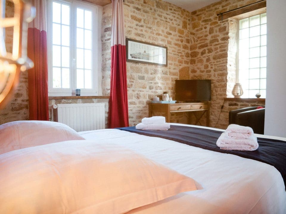 Family Quadruple Room, Ensuite, Garden View (2) | Premium bedding, blackout drapes, soundproofing, iron/ironing board