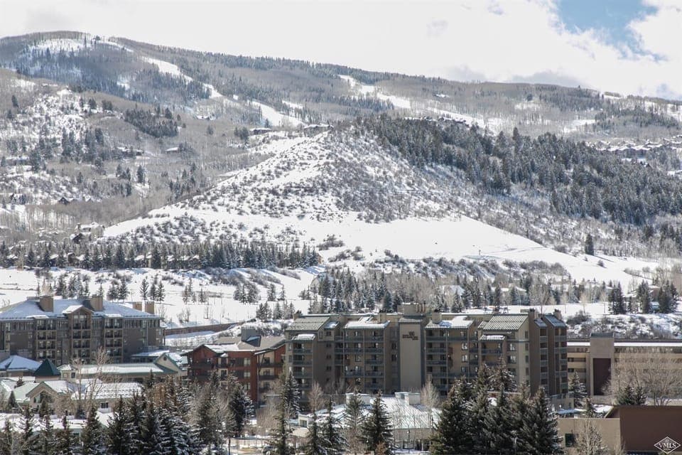 Lodge at 100 W Beaver Creek