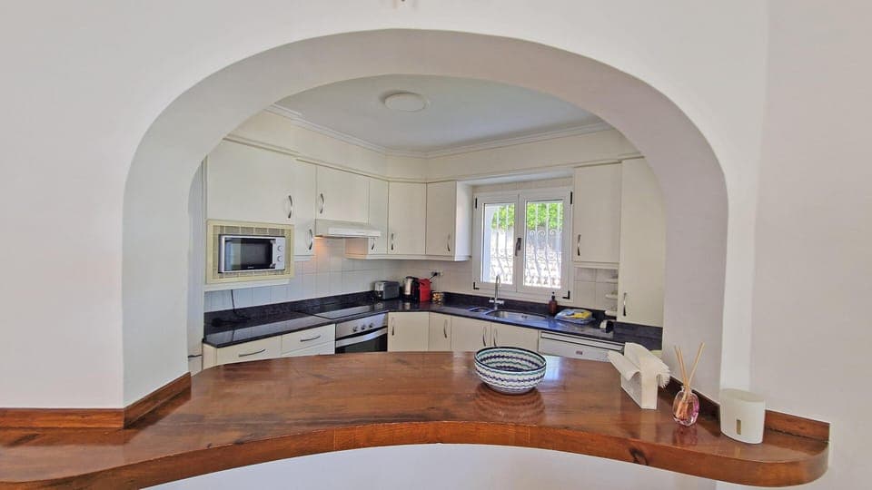 Open kitchen