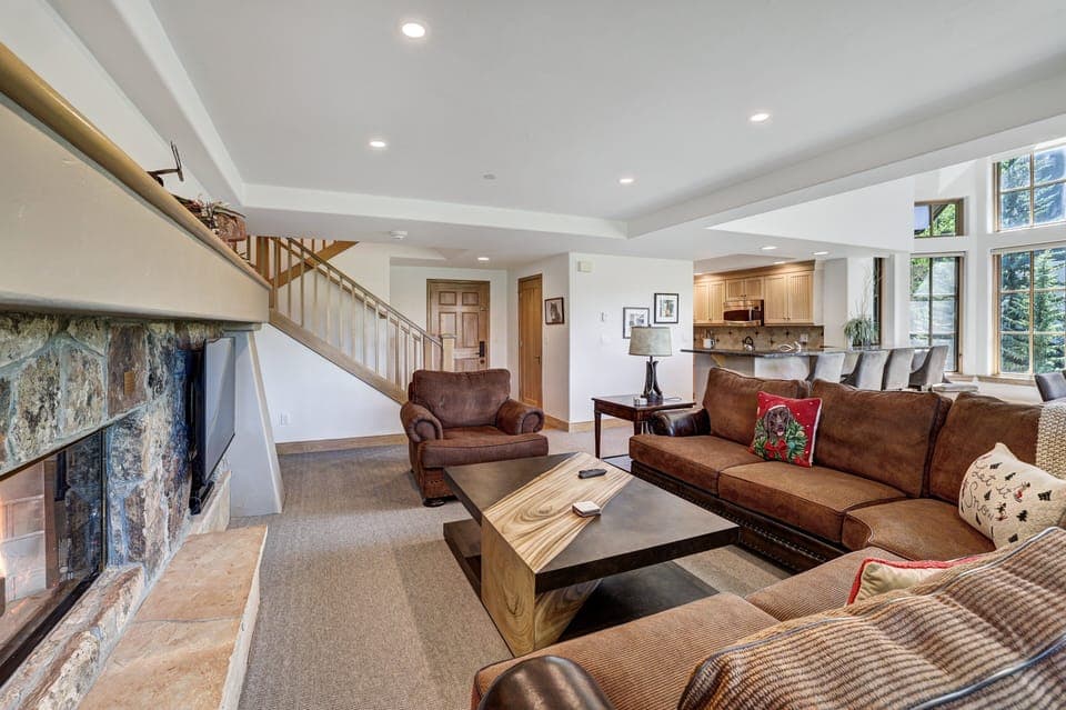 Architecture, Building, Furniture, Indoors, Living Room