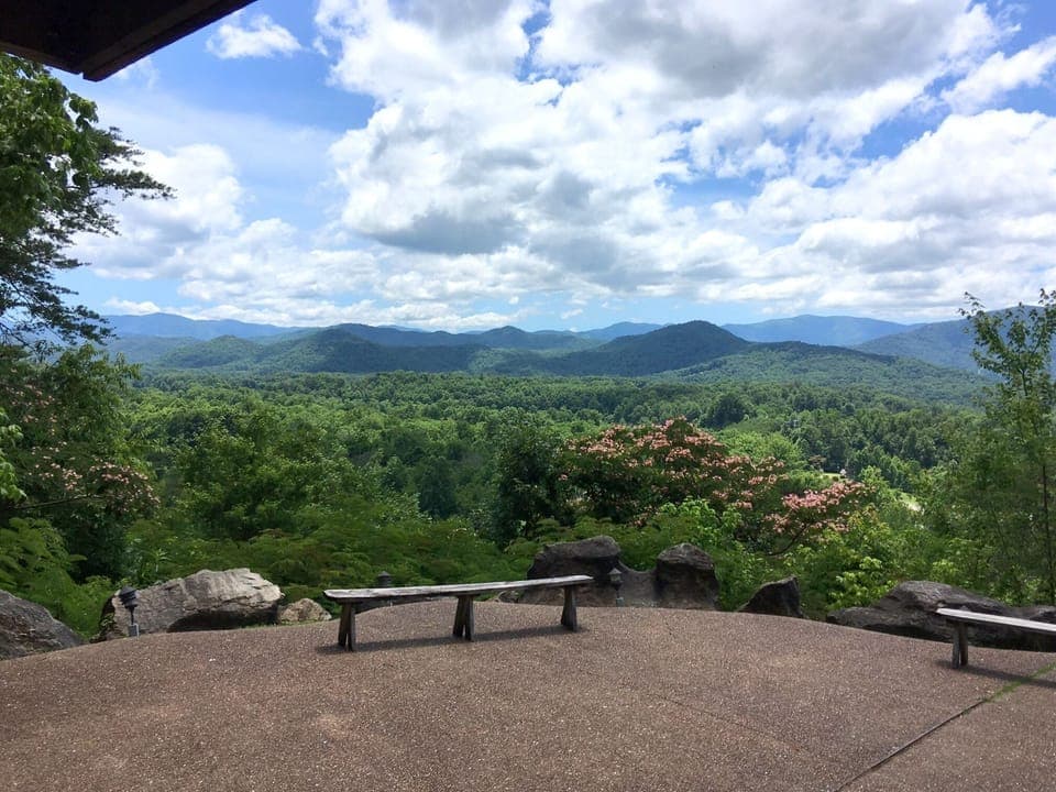 Gorgeous, PRIVATE viewing and sitting area to relax and let your worries drift away