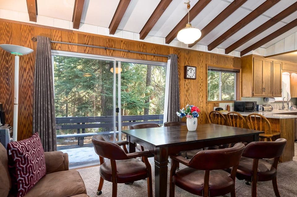 Dining and Door to Deck