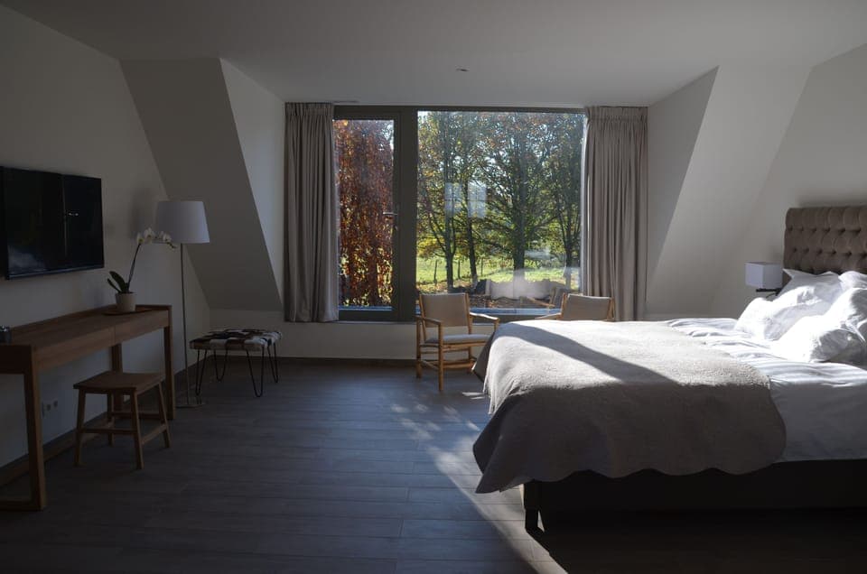 Deluxe Double Room, Garden View (Beuk) | Premium bedding, in-room safe, desk, laptop workspace