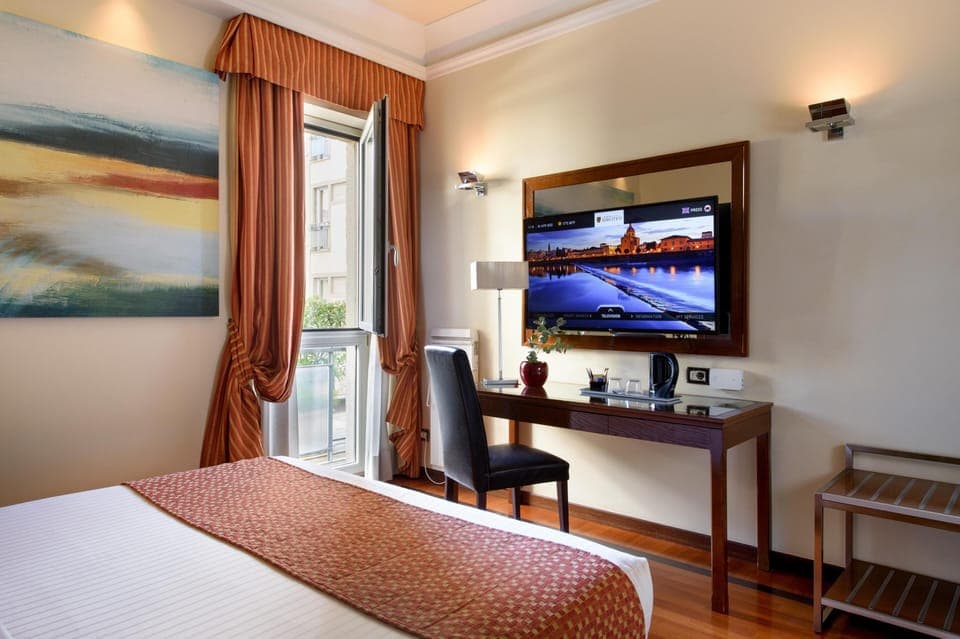 Superior Room | Premium bedding, minibar, in-room safe, desk