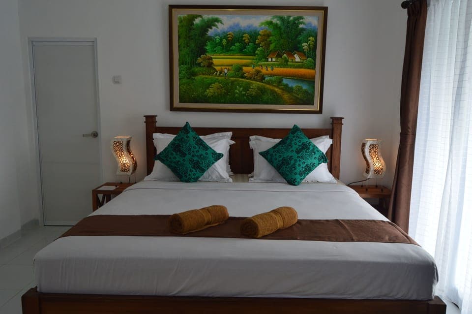 Executive Double Room, Non Smoking | Free WiFi, bed sheets