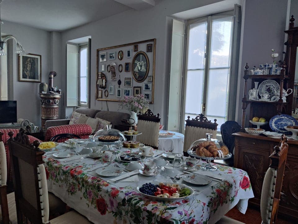 Apartment, Private Bathroom, Garden View (Dependance P.ssa Jolanda) | Breakfast meal | Breakfast for a fee