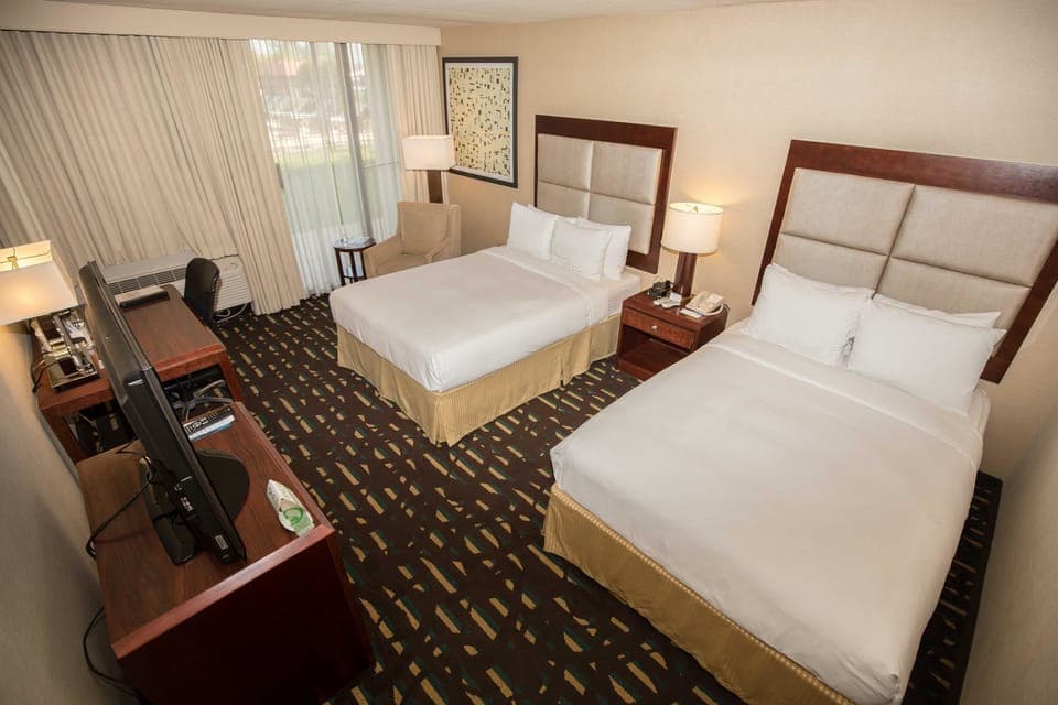 Pillowtop beds, in-room safe, desk, laptop workspace