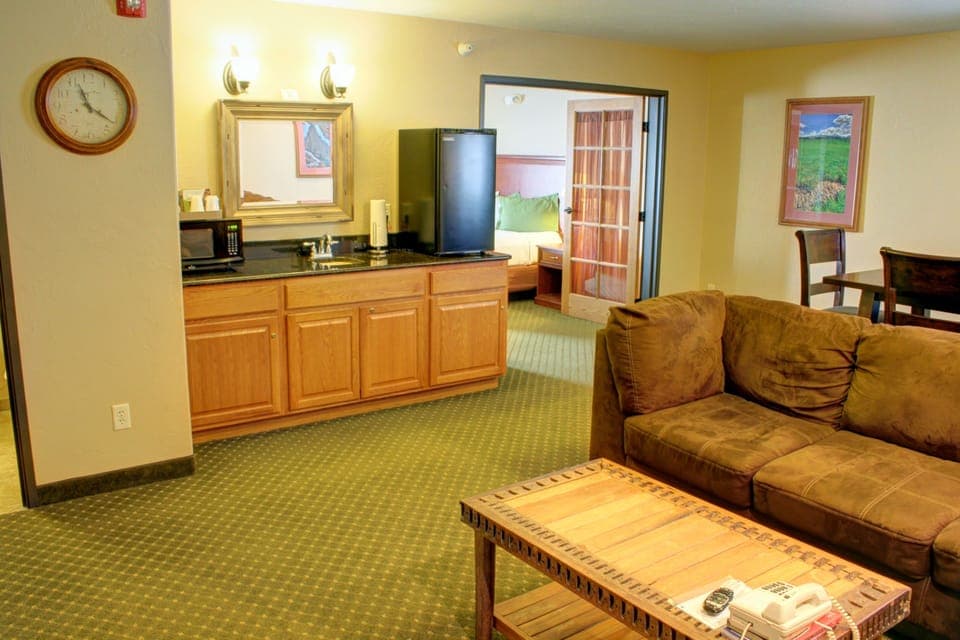 Presidential Suite | Living room | 40-inch Smart TV with satellite channels