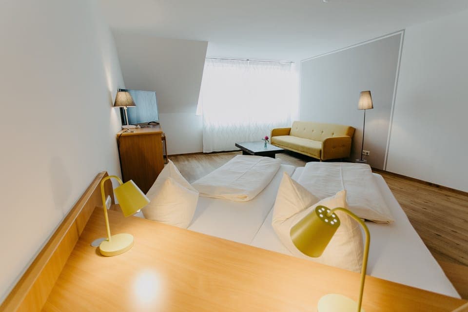 Deluxe Double Room | In-room safe, individually decorated, laptop workspace, blackout drapes