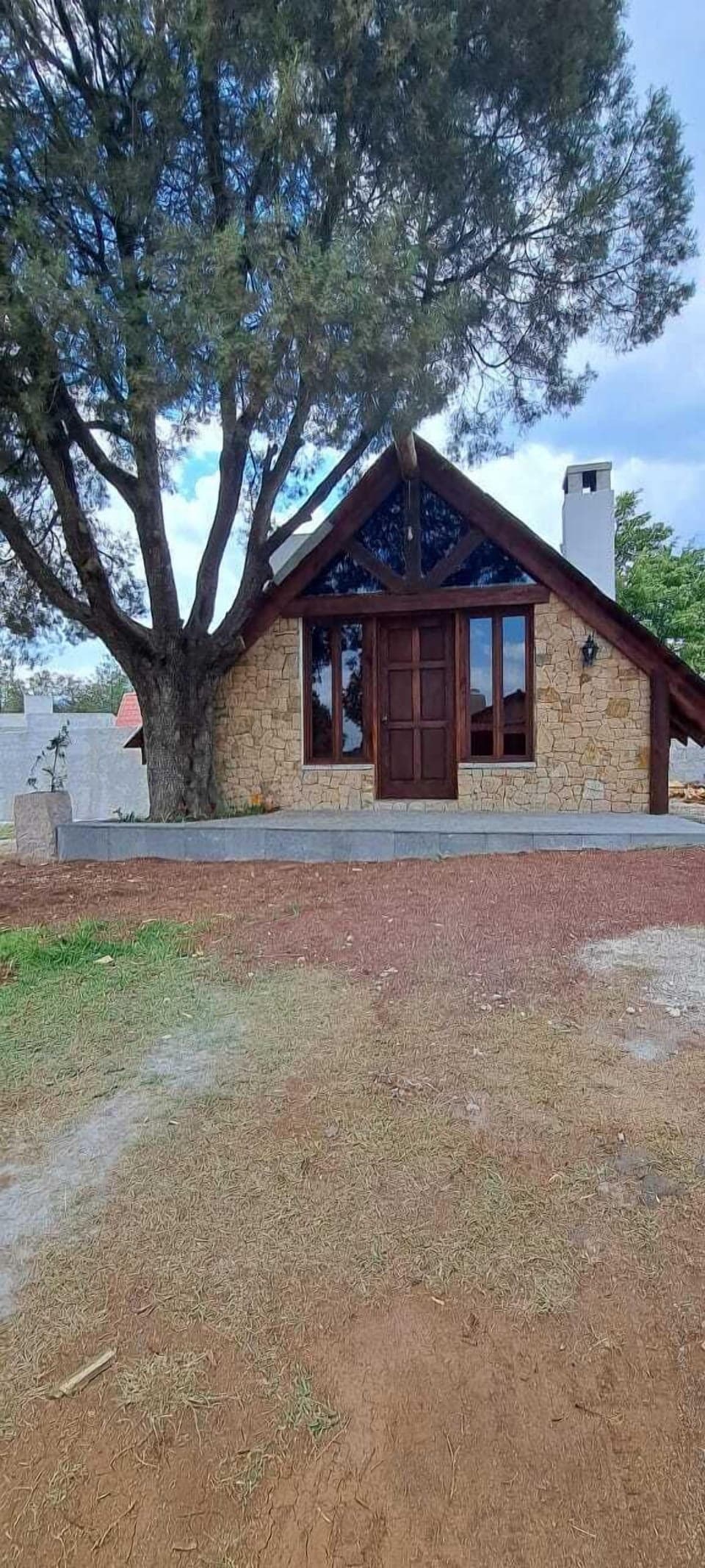 Traditional Cabin | Front of property