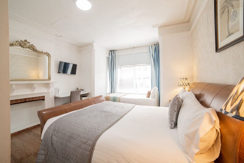 Standard Triple Room, Multiple Beds | Desk, iron/ironing board, rollaway beds, free WiFi