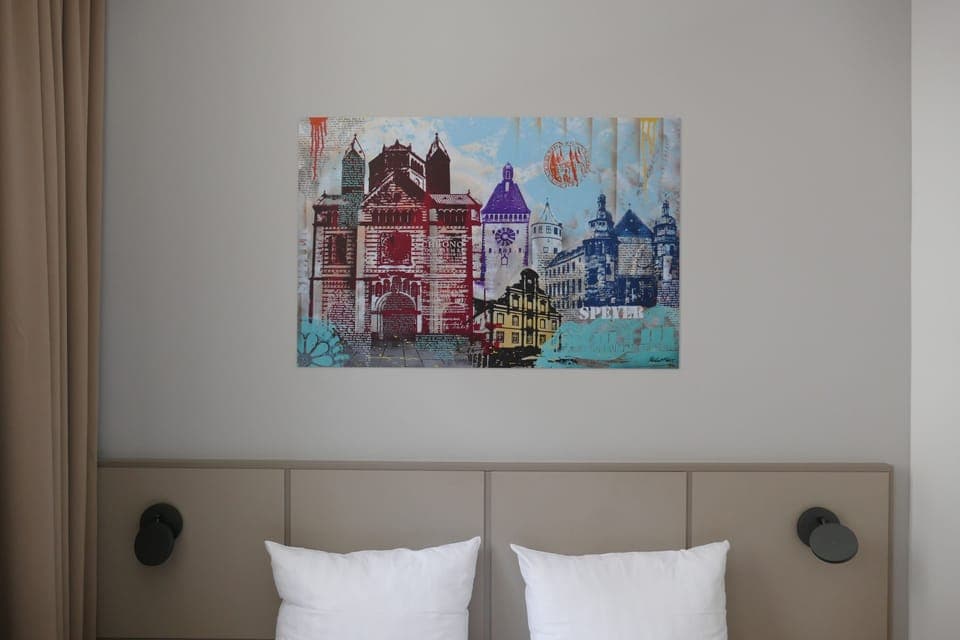 Double Room | Hypo-allergenic bedding, in-room safe, desk, blackout drapes