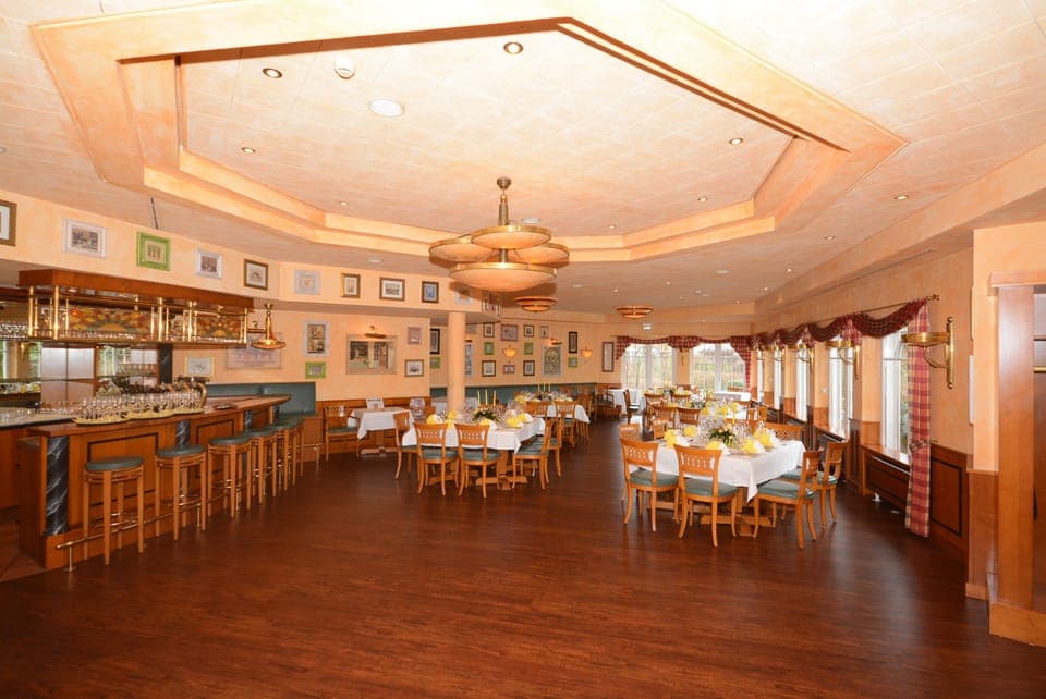 Banquet hall