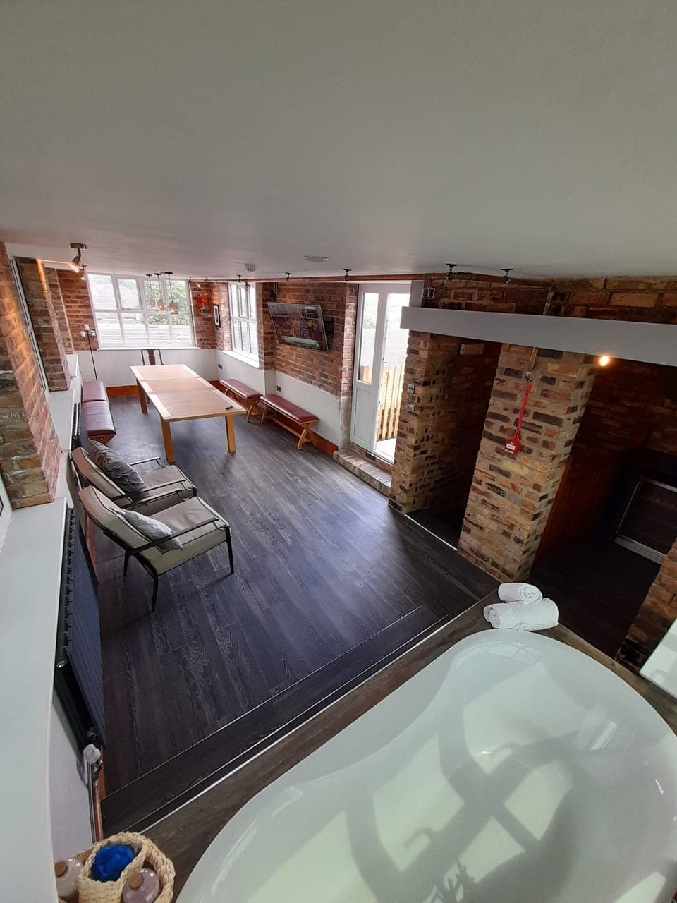 Panoramic Suite, 1 Queen Bed, Non Smoking | Living area | Flat-screen TV