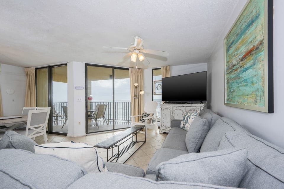 Phoenix IV 4075, Orange Beach, Alabama, beach front, 3 bedroom condominium on the 7th floor