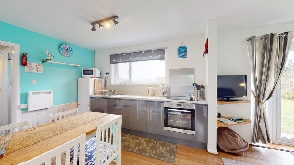 Kitchen/ Dining Area 1