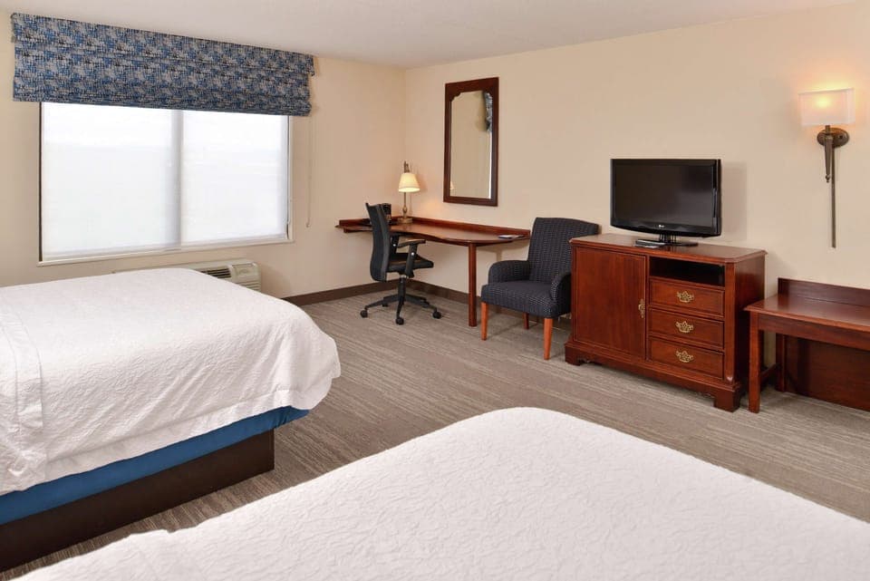 In-room safe, desk, laptop workspace, blackout drapes