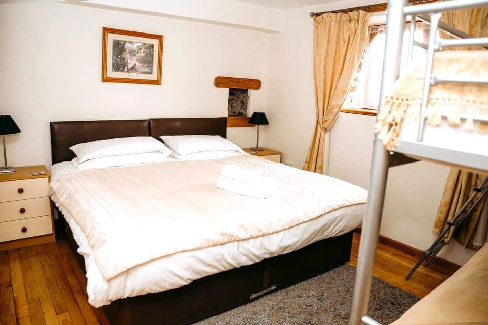 Superior Cottage, Accessible, Ensuite (The Stables) | 1 bedroom