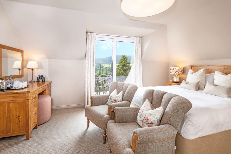 Classic Room, Balcony | Premium bedding, pillowtop beds, desk, iron/ironing board