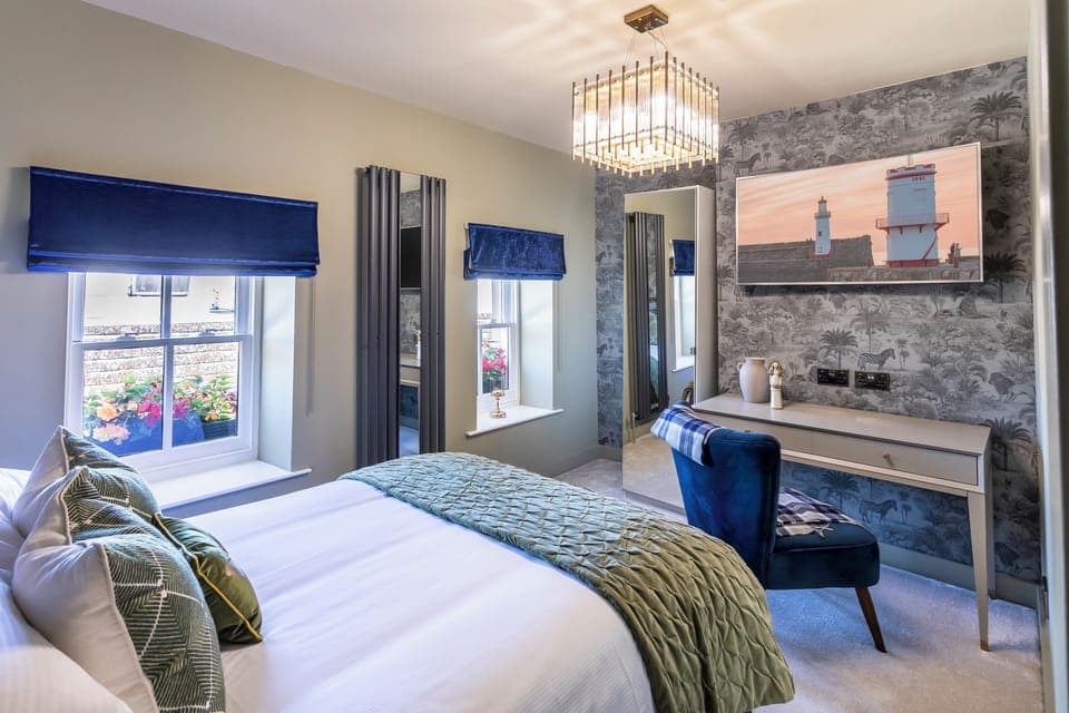 Standard Double Room | Egyptian cotton sheets, premium bedding, individually decorated