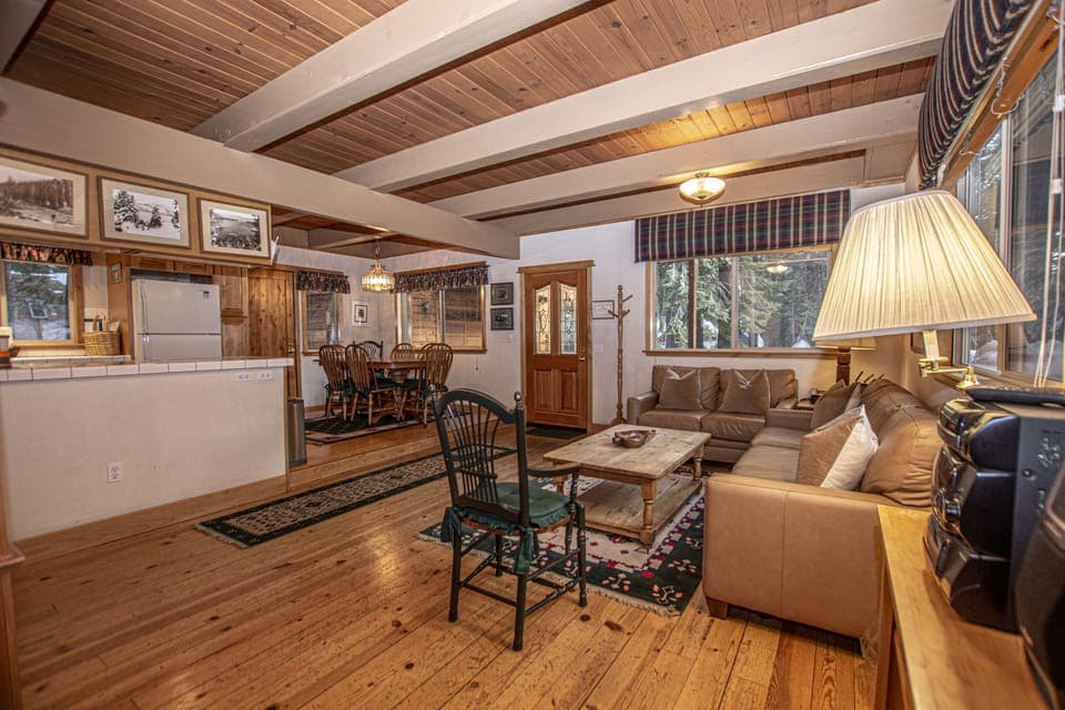 Willow Living Area Dining and Kitchen - Willow Living Area Dining and Kitchen