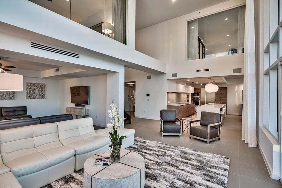 Sky's the Limit - Destin - Living Room & Kitchen
