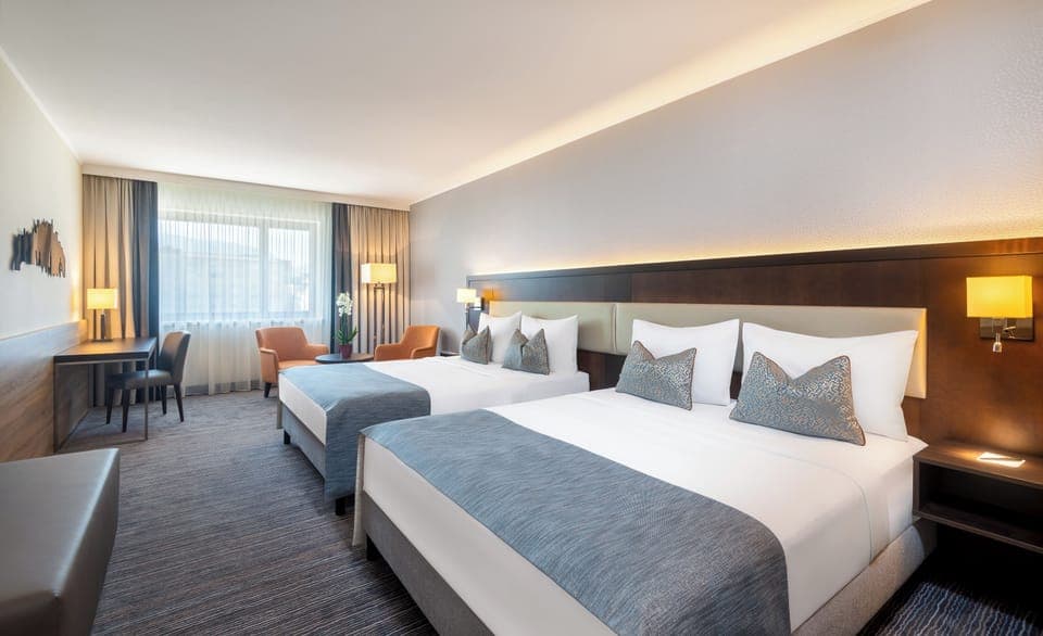 Family Room | Hypo-allergenic bedding, in-room safe, individually decorated