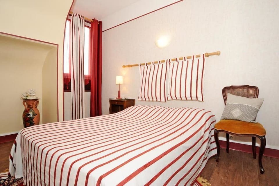 Double Room | Premium bedding, individually decorated, desk, blackout drapes