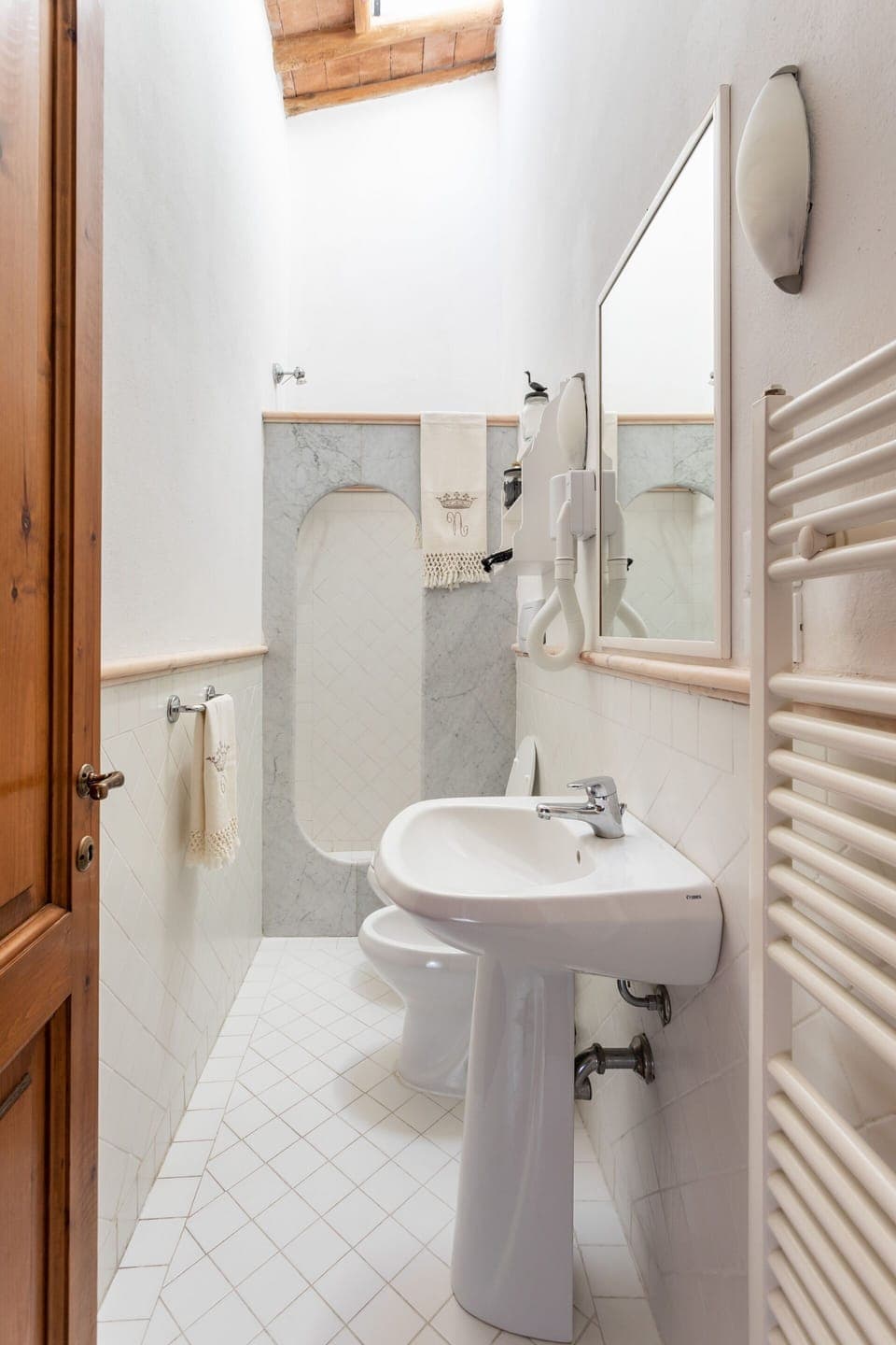 agriturismo-la-papessa-chianti-san-donato-farmhouse-oleandro-bathroom