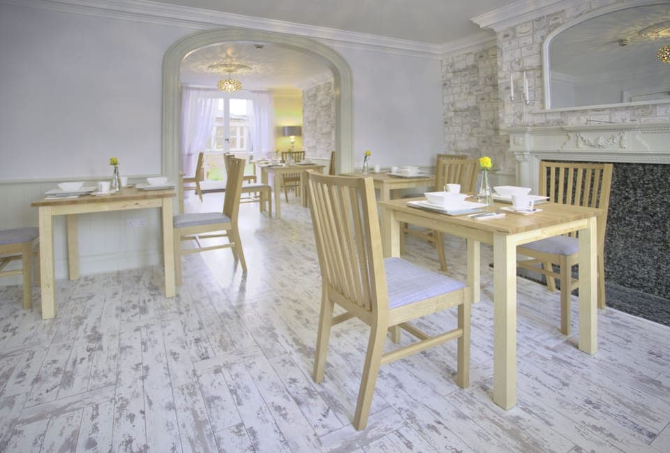 Free daily full breakfast