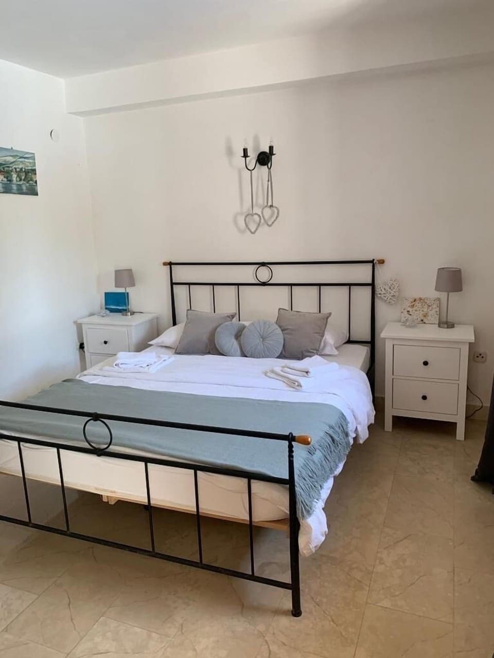 Ground floor  double room, overlooking terraces