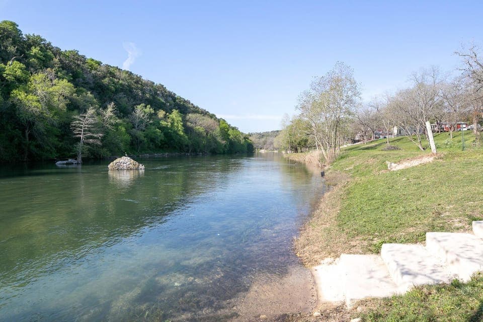 Easy river access with the steps leading right into the water!