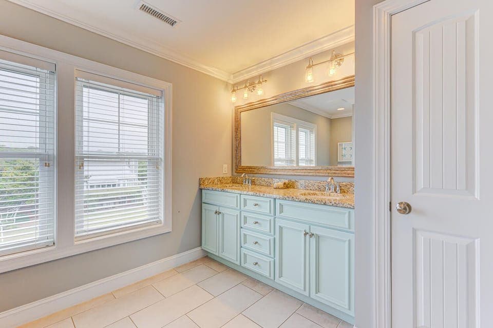 Guest bathroom
