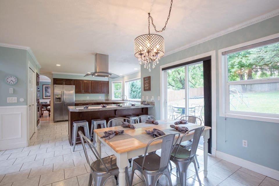 Fully stocked kitchen 