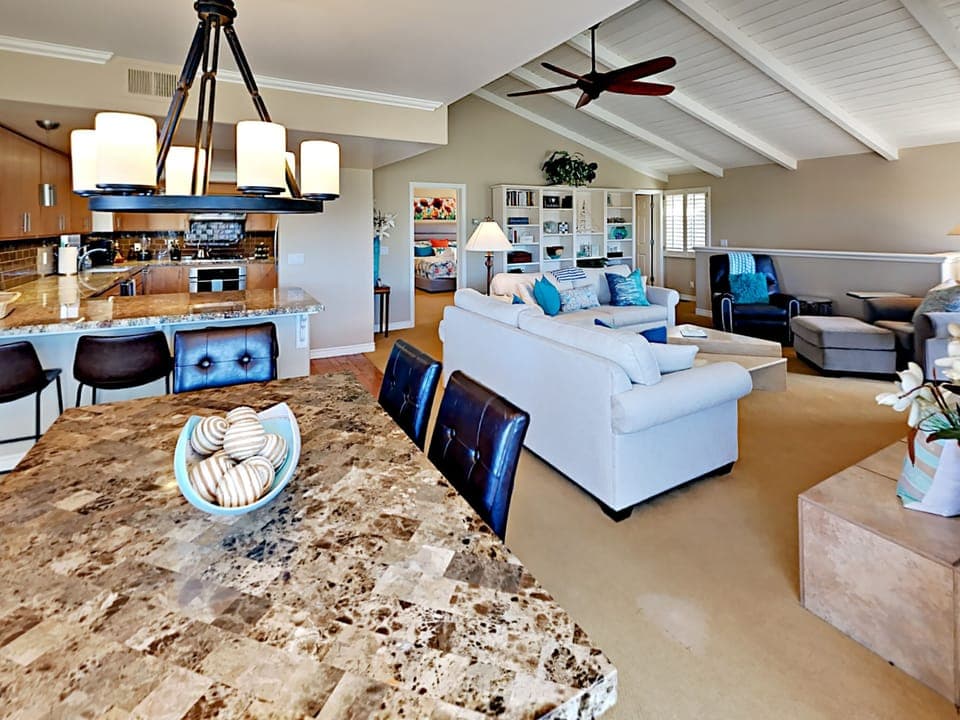 Great Room on Second Floor for Family Gatherings 