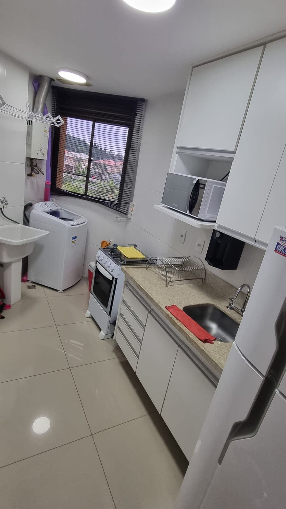 Club Studio Suite, 1 Bedroom, Pool View, Mountainside | Private kitchenette | Fridge, microwave, stovetop, coffee/tea maker