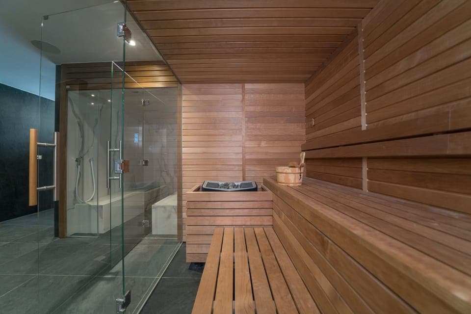 Sauna, steam room, Turkish bath, body treatments, hot stone massages