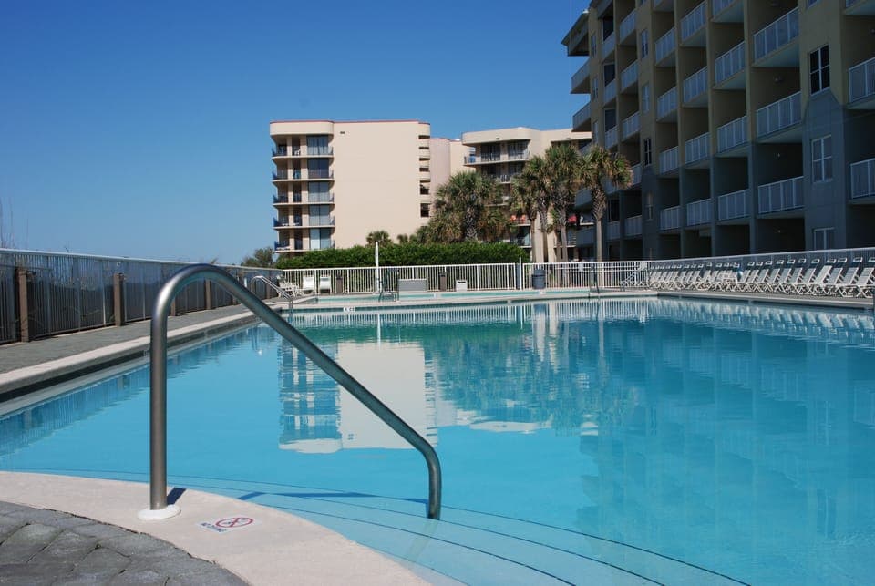 2 Large pools
