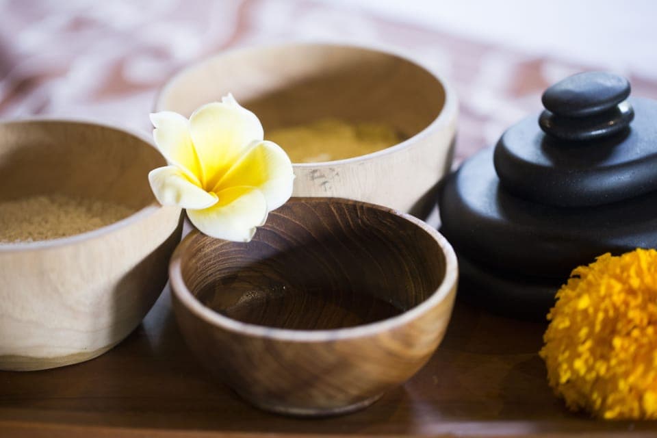 Couples treatment rooms, body treatments, aromatherapy