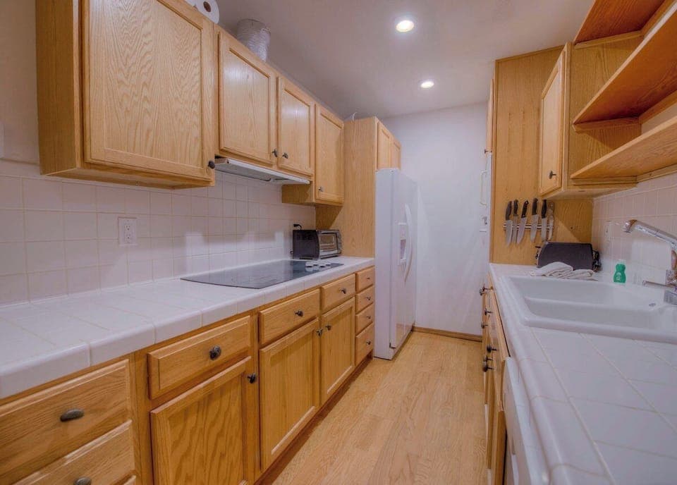 Apartment Kitchen