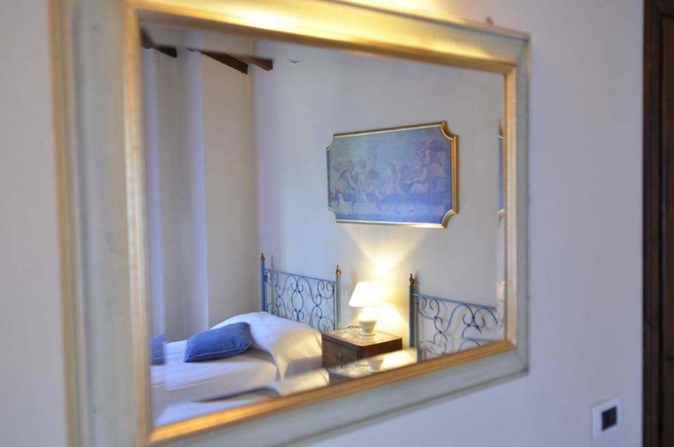 Double bedroom detail