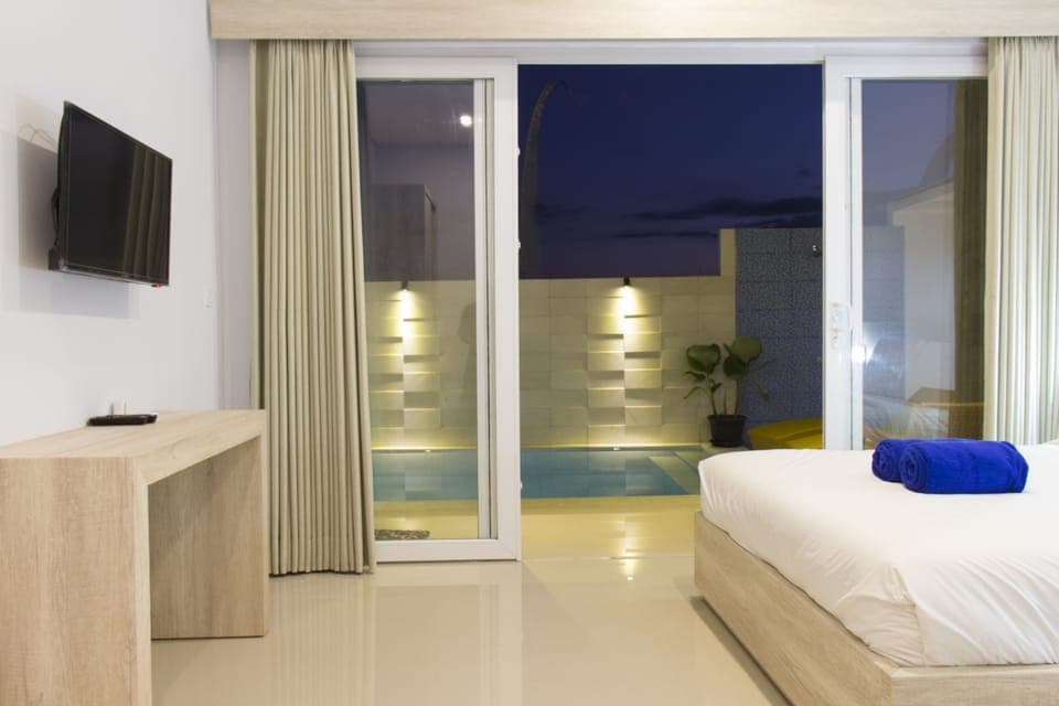 Deluxe Room, Pool View | View from room