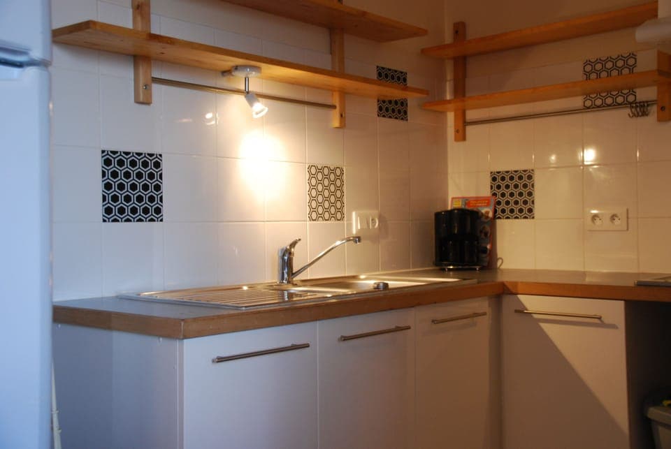 Studio | Individually decorated, individually furnished, cribs/infant beds