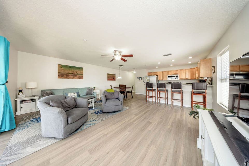 Light and Bright interior touches. 