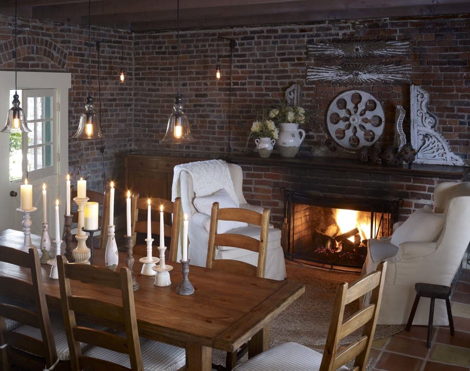 Free daily full breakfast