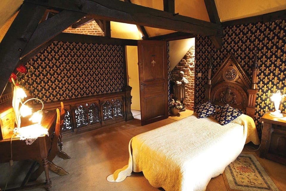 Double Room | In-room safe, individually decorated, individually furnished